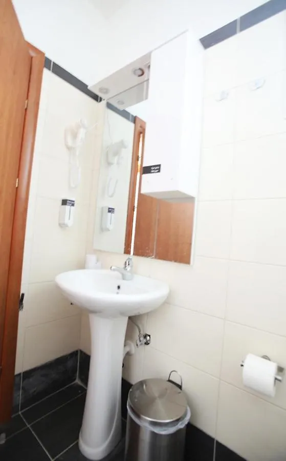 Semesterbostad Kryopigi Home 1