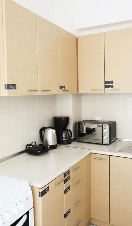 Semesterbostad Kryopigi Home 1